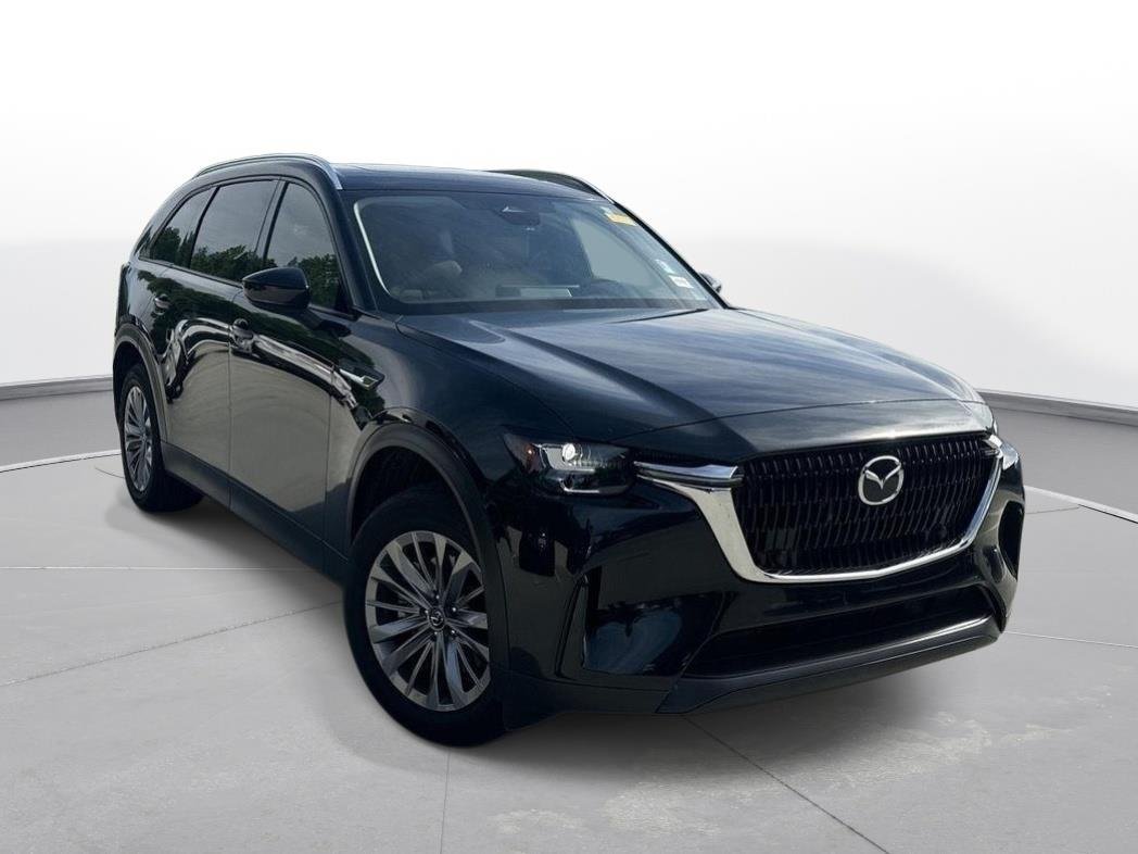 Used 2025 JET BLACK MICA MAZDA PREFERRED PACKAGE image 4