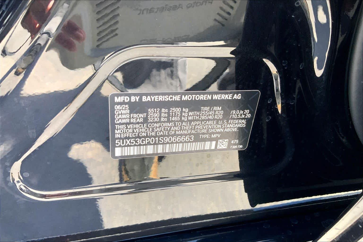 Used 2025 Black Sapphire Metallic BMW 30 xDrive image 36