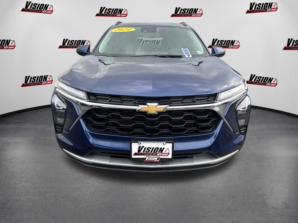 Used 2024 Blue Chevrolet LT image 2