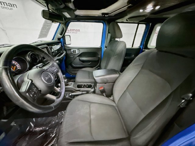 Used 2021 Blue Jeep Unlimited Sport Altitude image 20