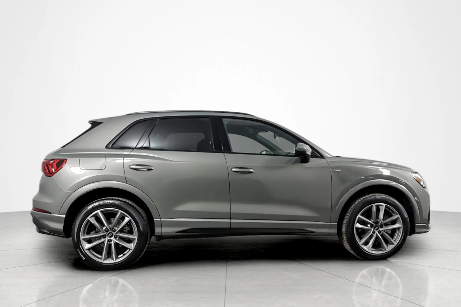 Used 2025 Chronos Gray Metallic Audi S line Premium 45 TFSI quattro image 6