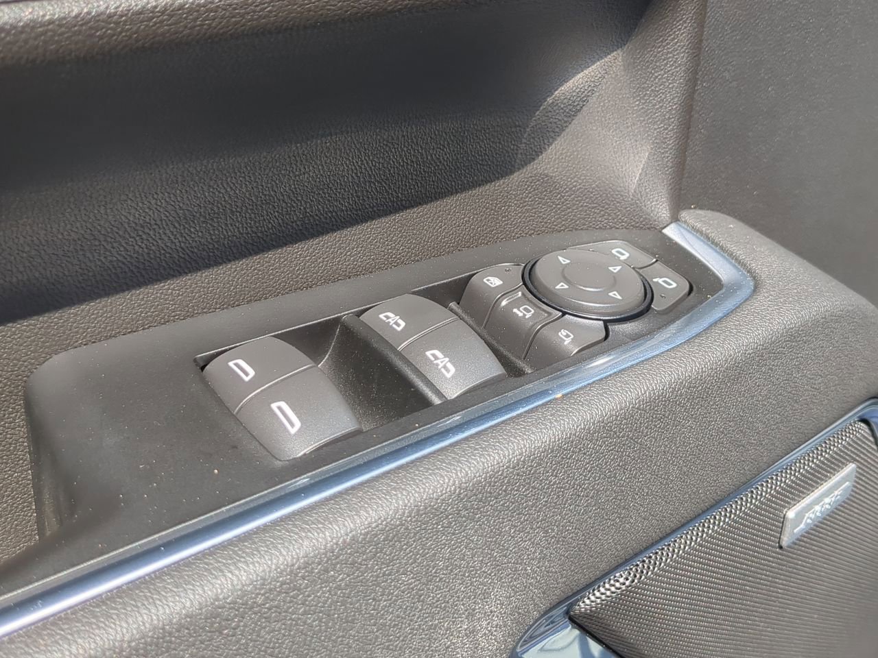 New 2026 Titanium Rush Metallic GMC SLT image 24