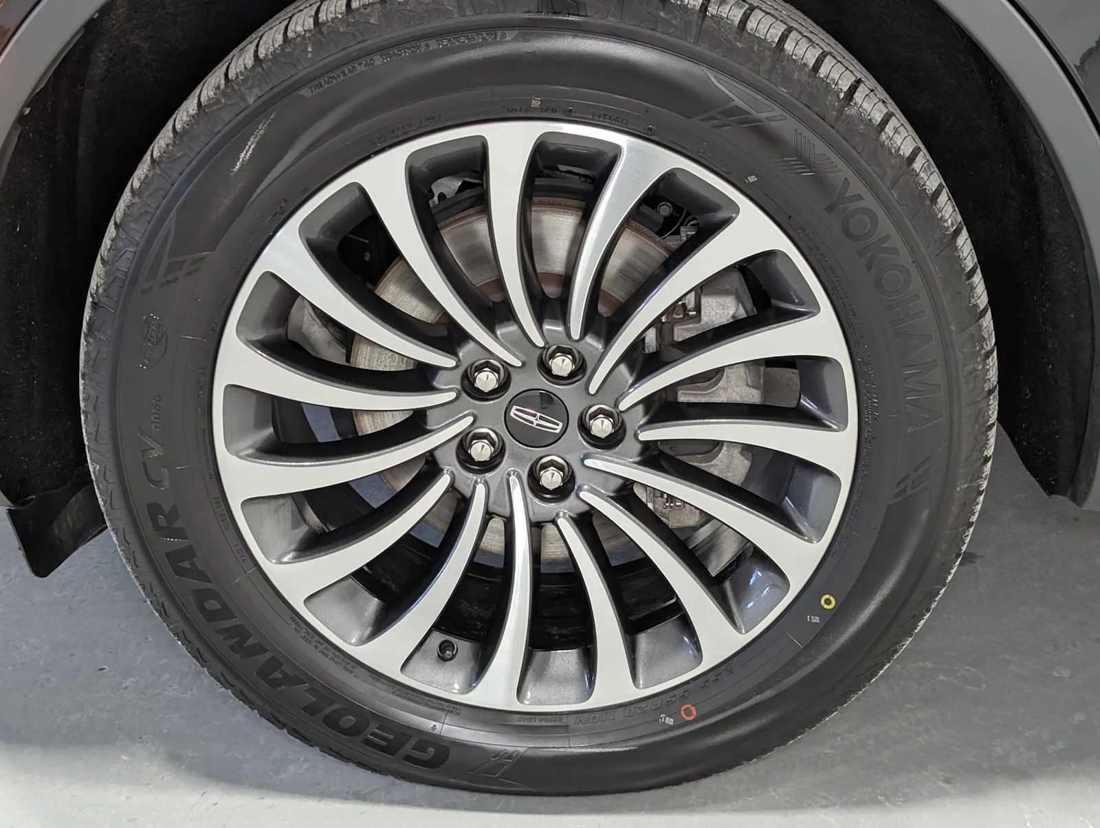 Certified Used 2024 Infinite Black Lincoln Reserve image 3