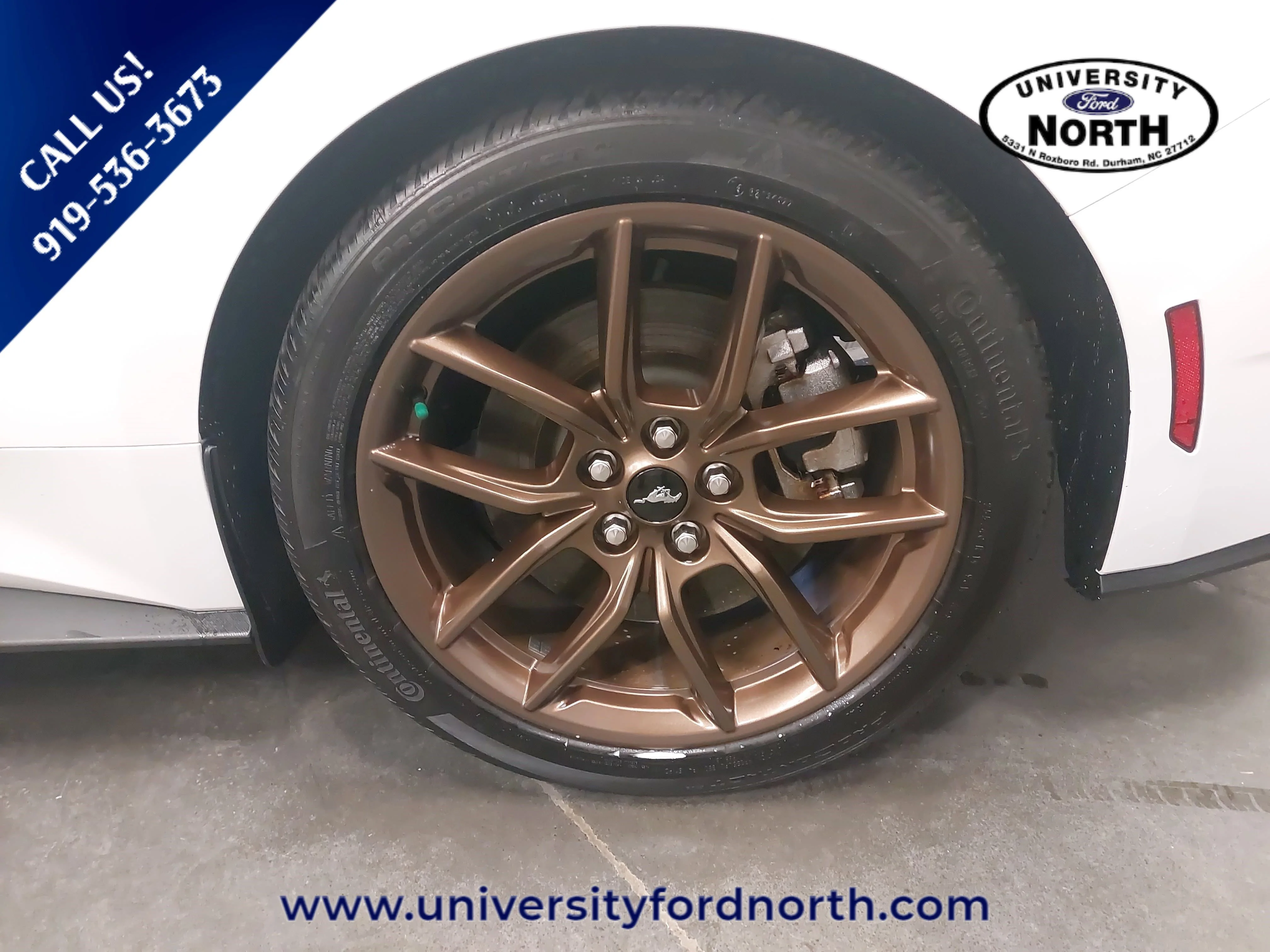 Used 2024 Oxford White Ford GT Premium image 31