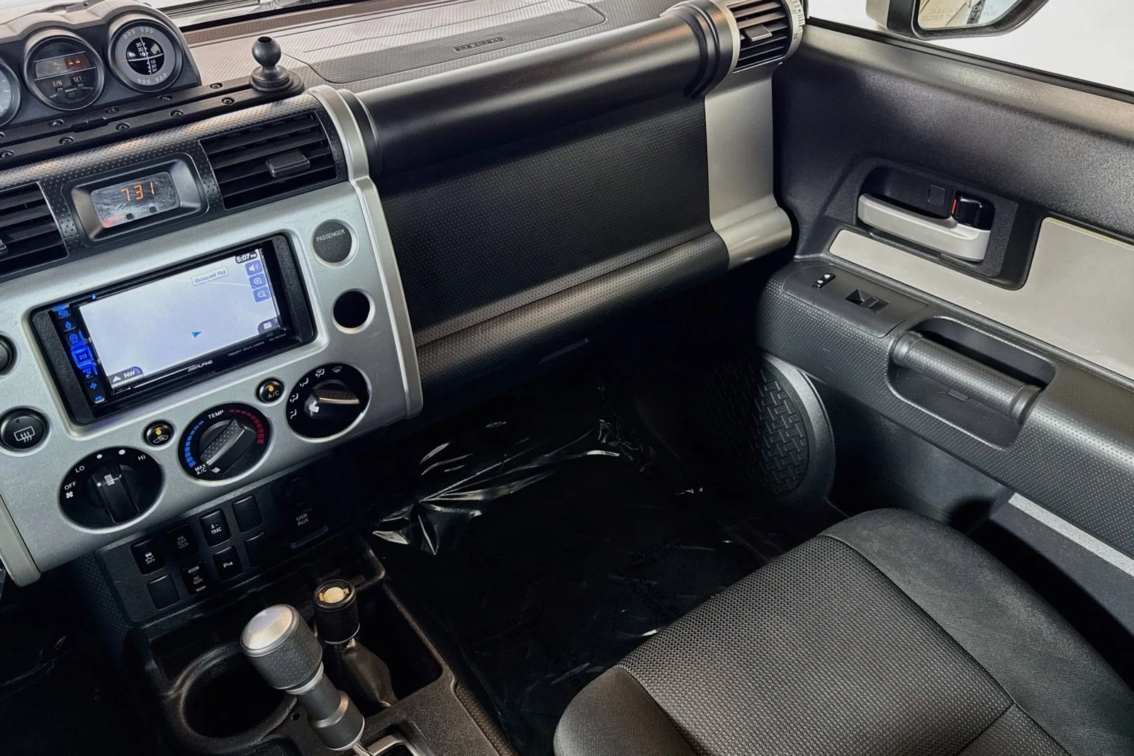 Used 2014 Quicksand Toyota  image 20