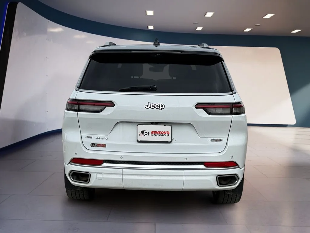 Used 2022 White Jeep Summit image 4