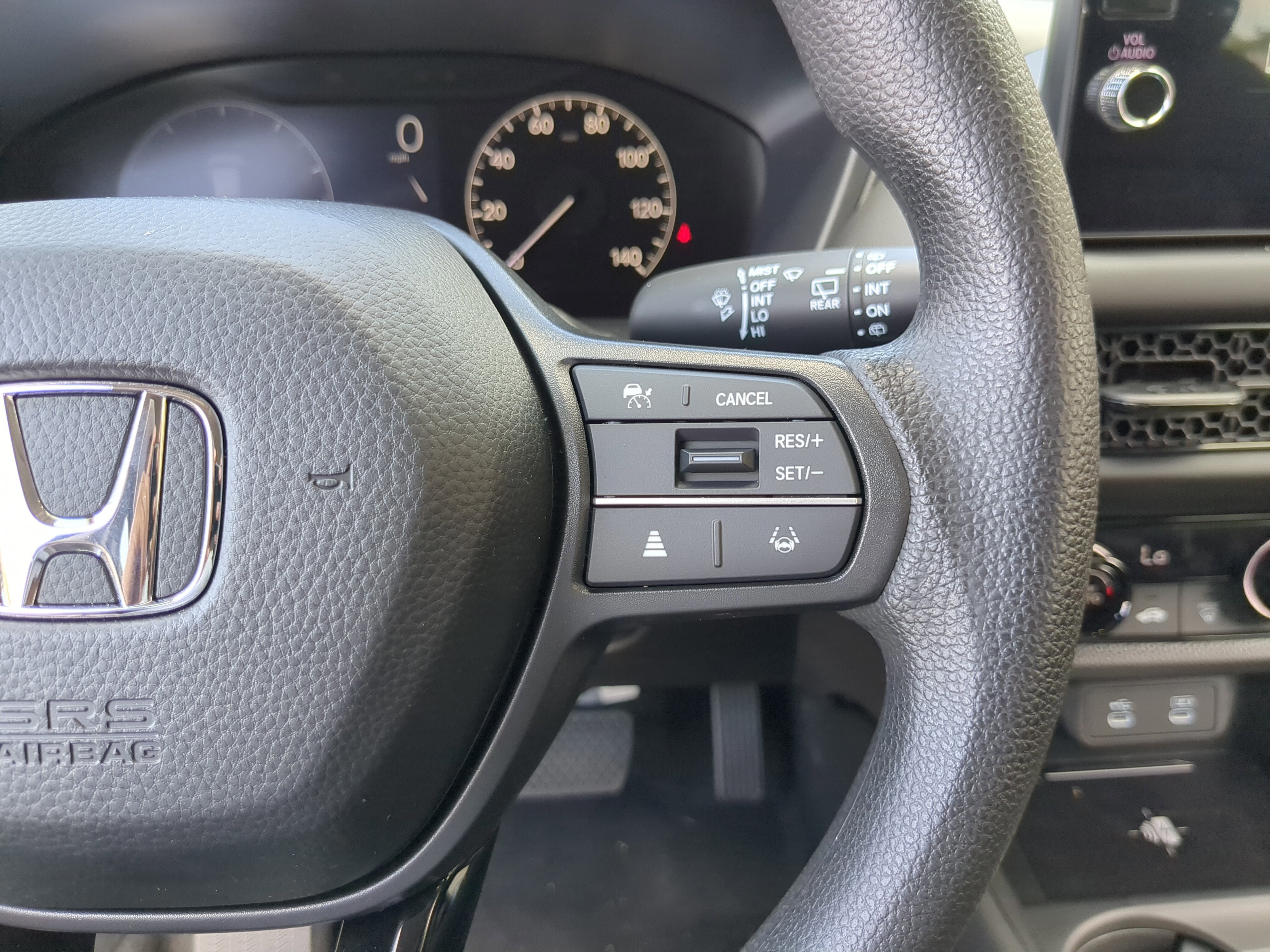 New 2026 Platinum White Pearl Honda LX image 30