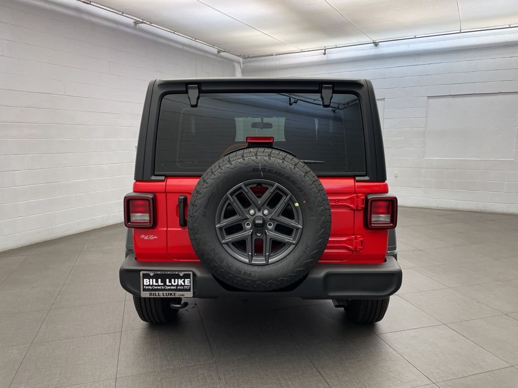 New 2026 Firecracker Red Clear-Coat Exterior Paint Jeep Sport image 4