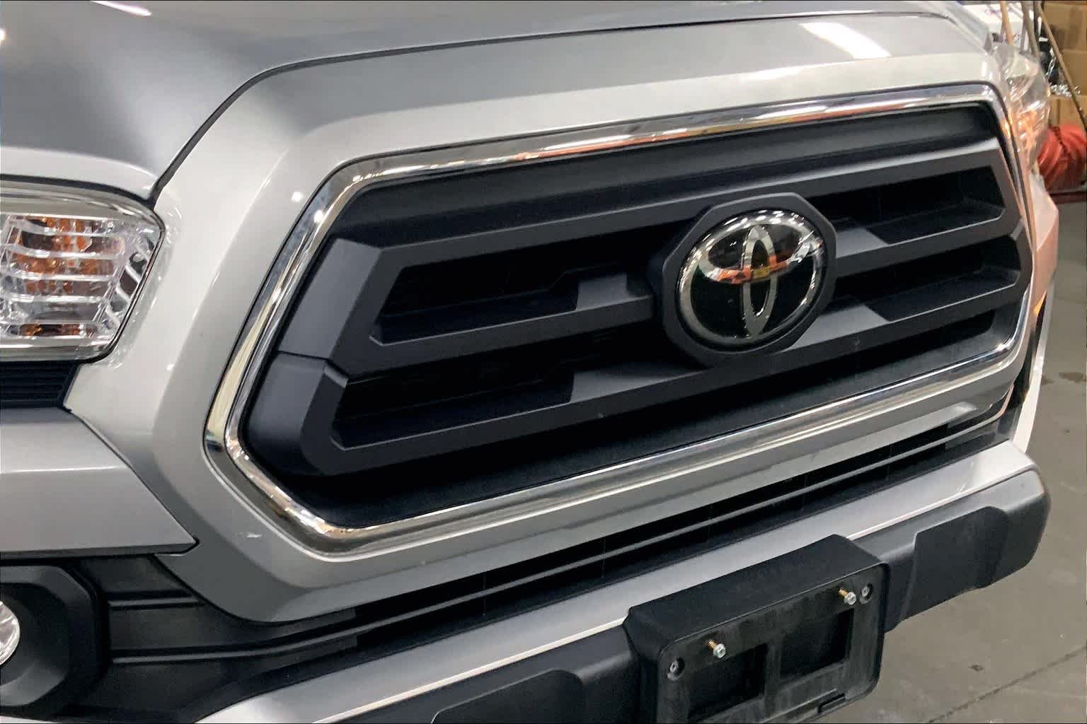 Used 2021 Silver Sky Metallic Toyota SR5 image 30