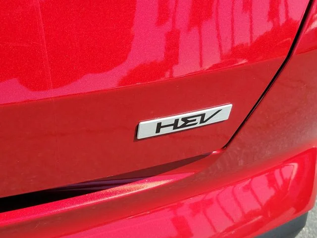 Used 2023 Red Kia EX image 10