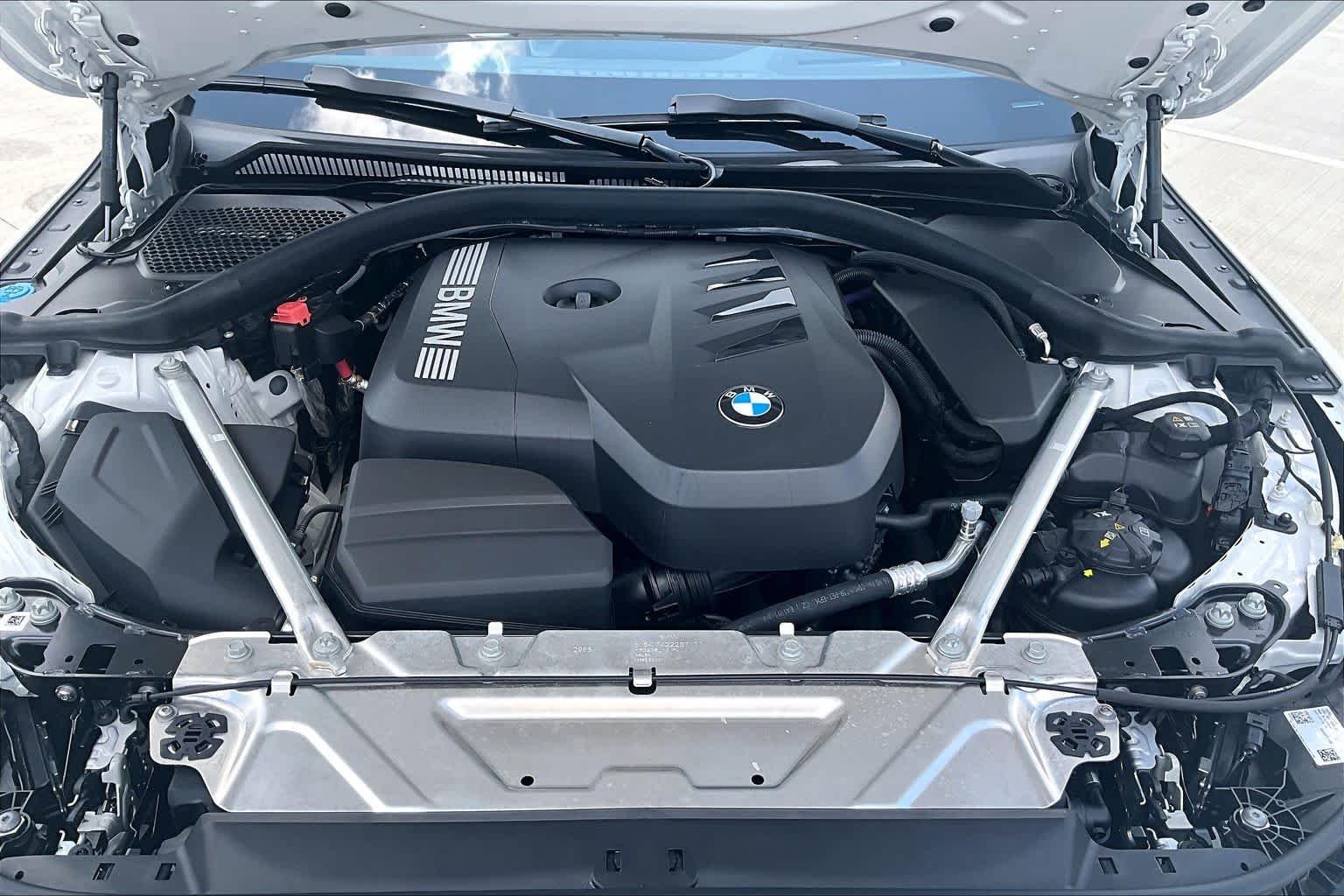 Used 2026 Mineral White Metallic BMW 430i image 30