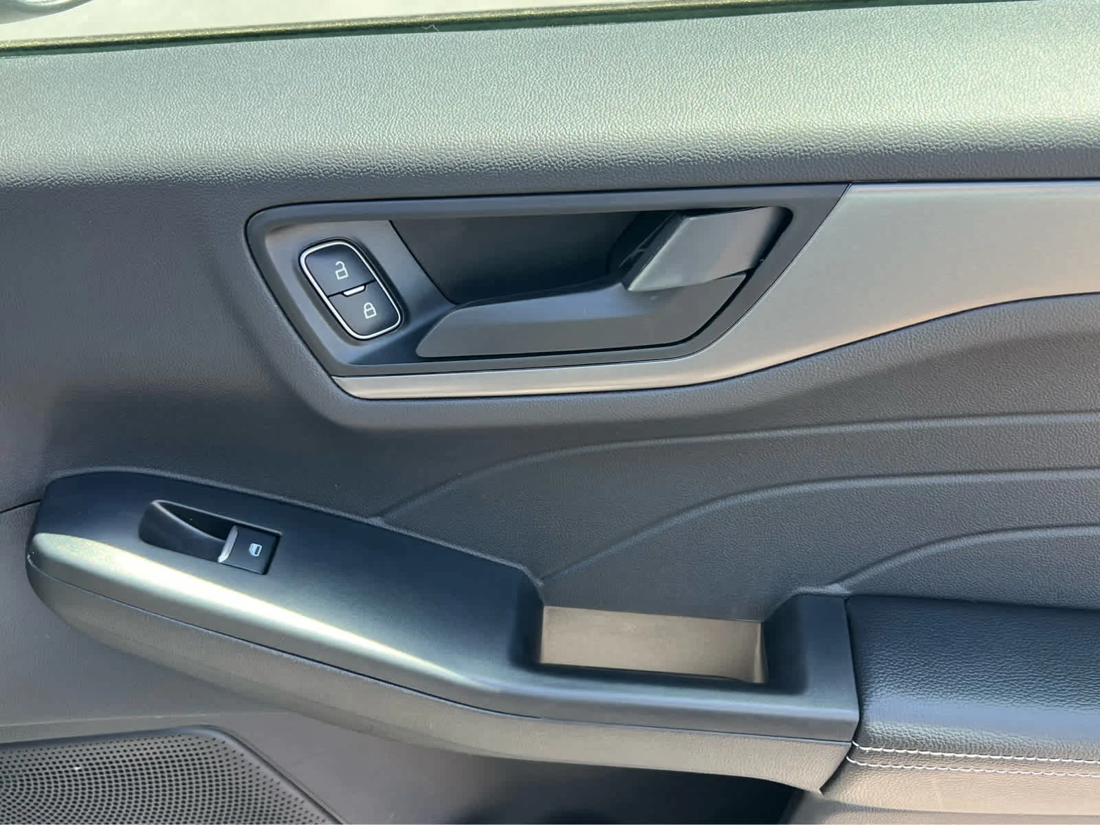 Certified Used 2024 Iconic Silver Metallic Ford Active image 19