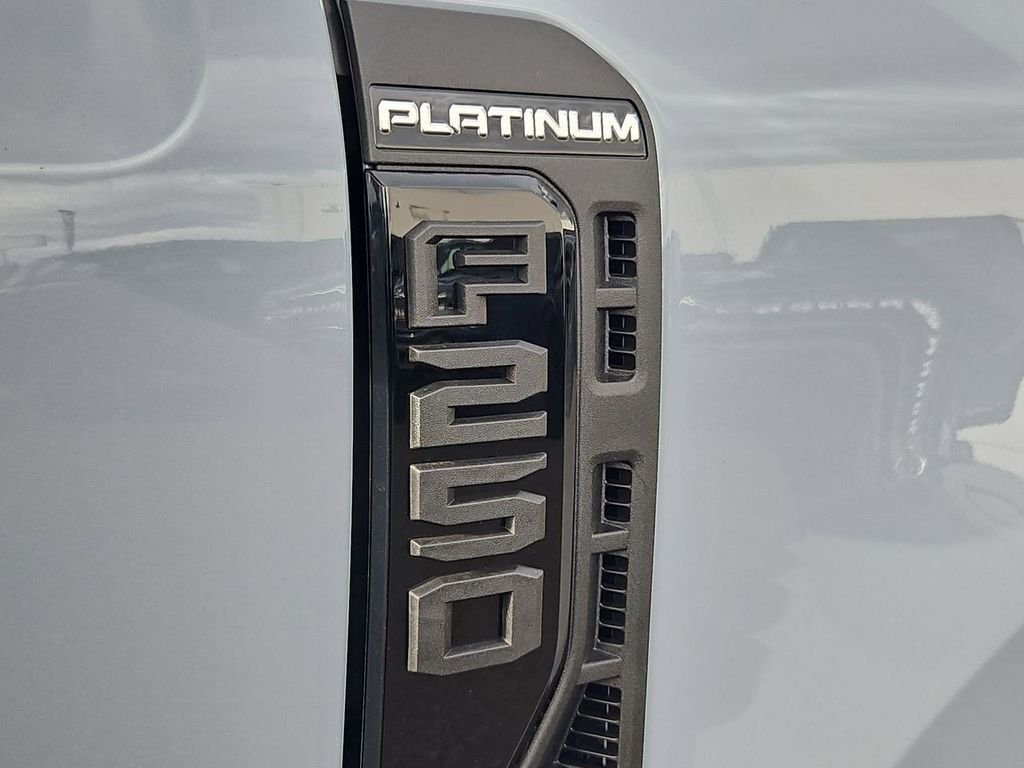 2026 Ford F-250 Super Duty Platinum - Photo 68