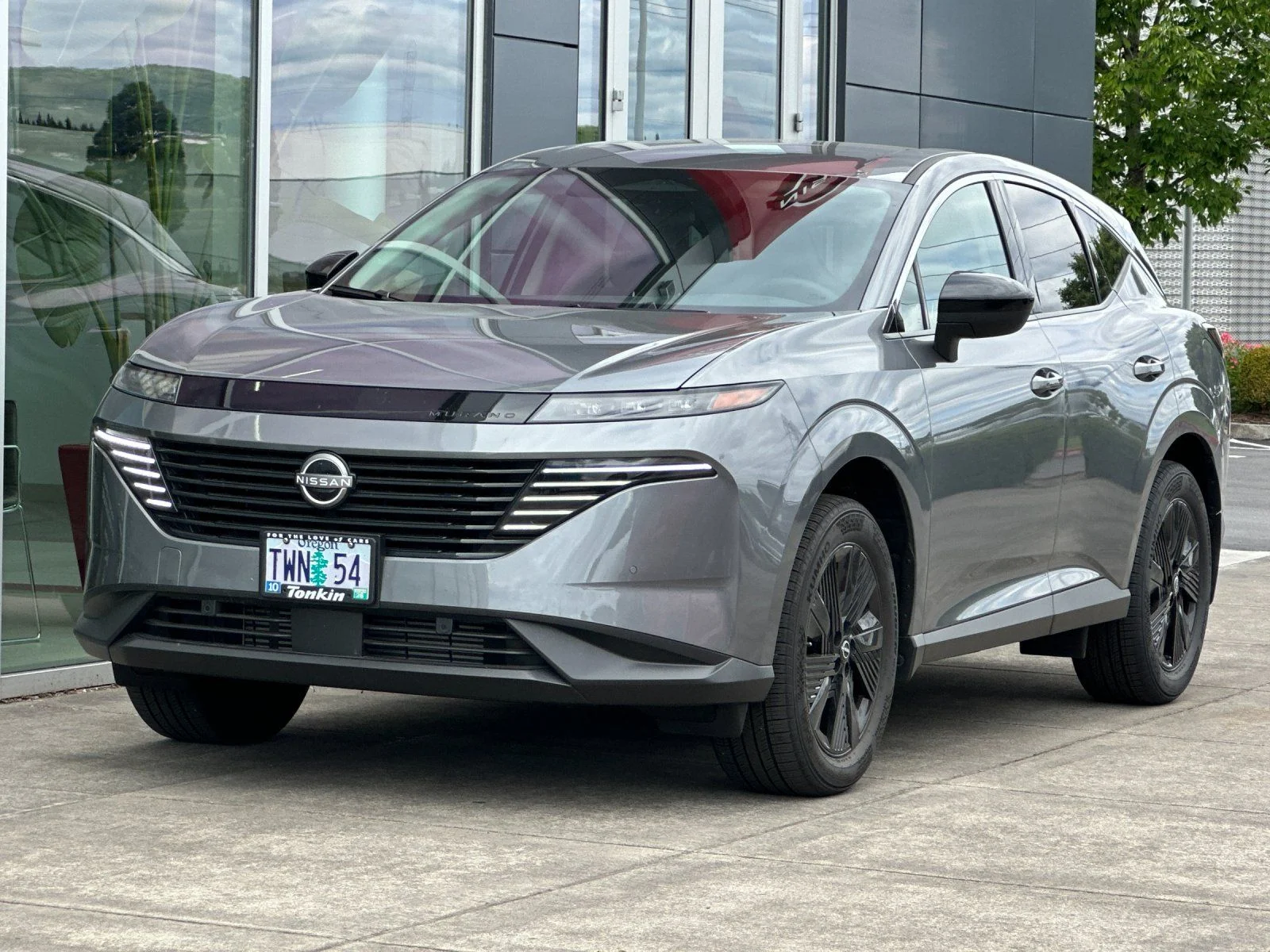Used 2025 Gun Metallic Nissan SV image 7