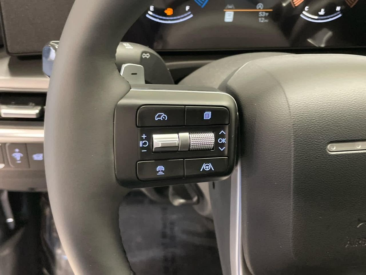 New 2026 Ecotronic Gray Hyundai SE FWD image 25