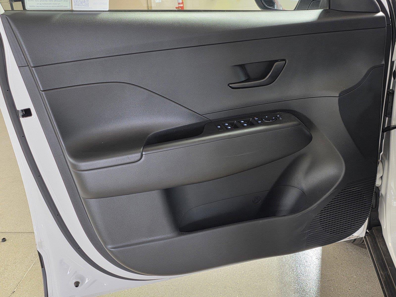 Certified Used 2026 Atlas White Hyundai SEL Sport image 16