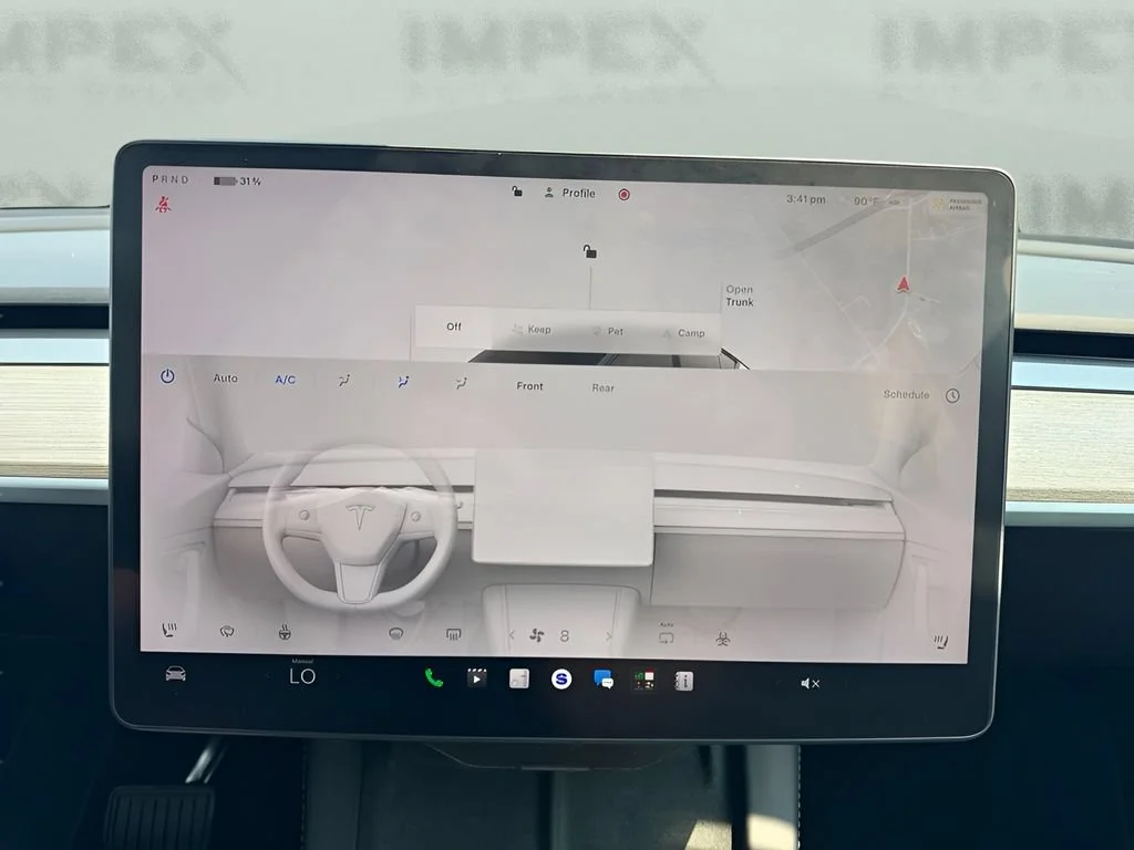 Used 2024  Tesla Long Range image 19