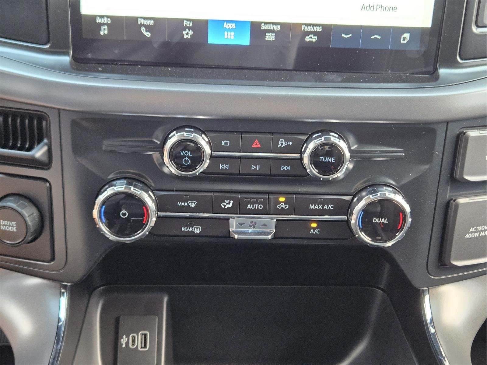 New 2026 Oxford White Ford XLT image 13