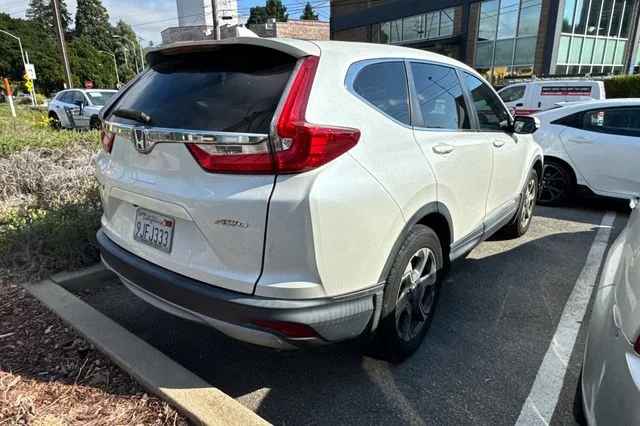 Used 2018 White Diamond Pearl Honda EX image 5