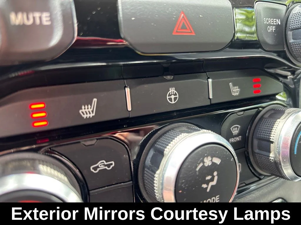 Used 2019 Red Ram Big Horn/Lone Star image 37