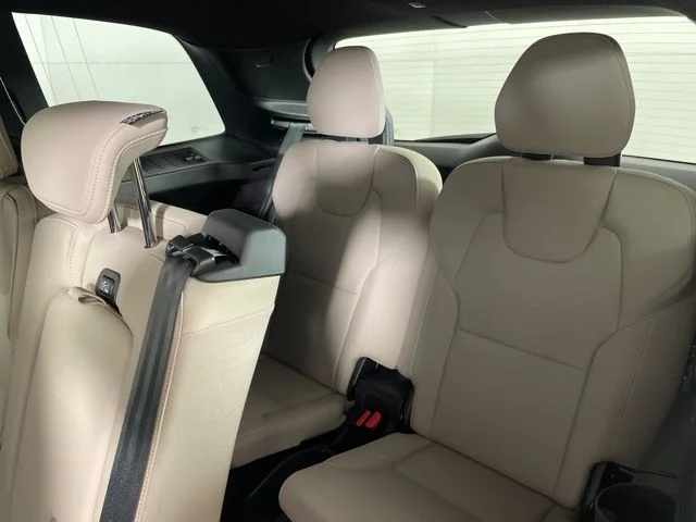 2026 Volvo XC90 Plus - Photo 41