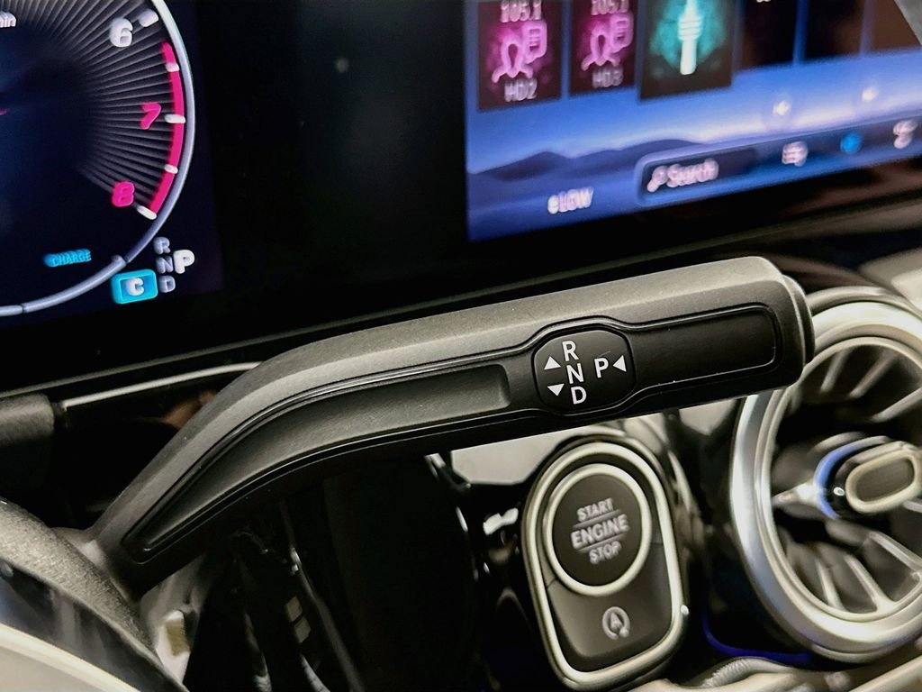 New 2026 Mountain Grey Metallic Mercedes-Benz GLA 250 image 15