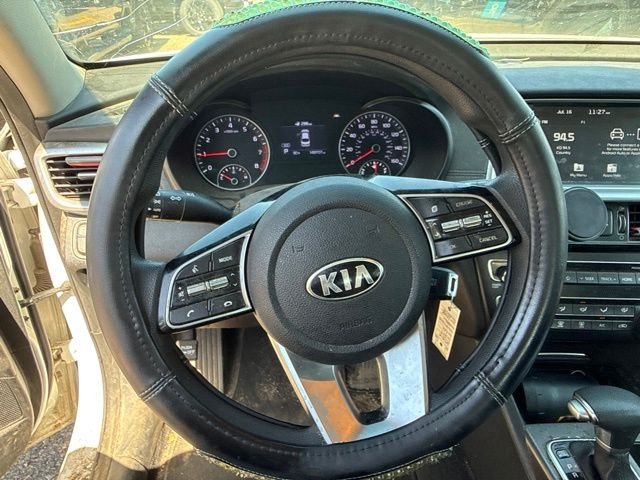 Used 2019 White Kia LX image 16