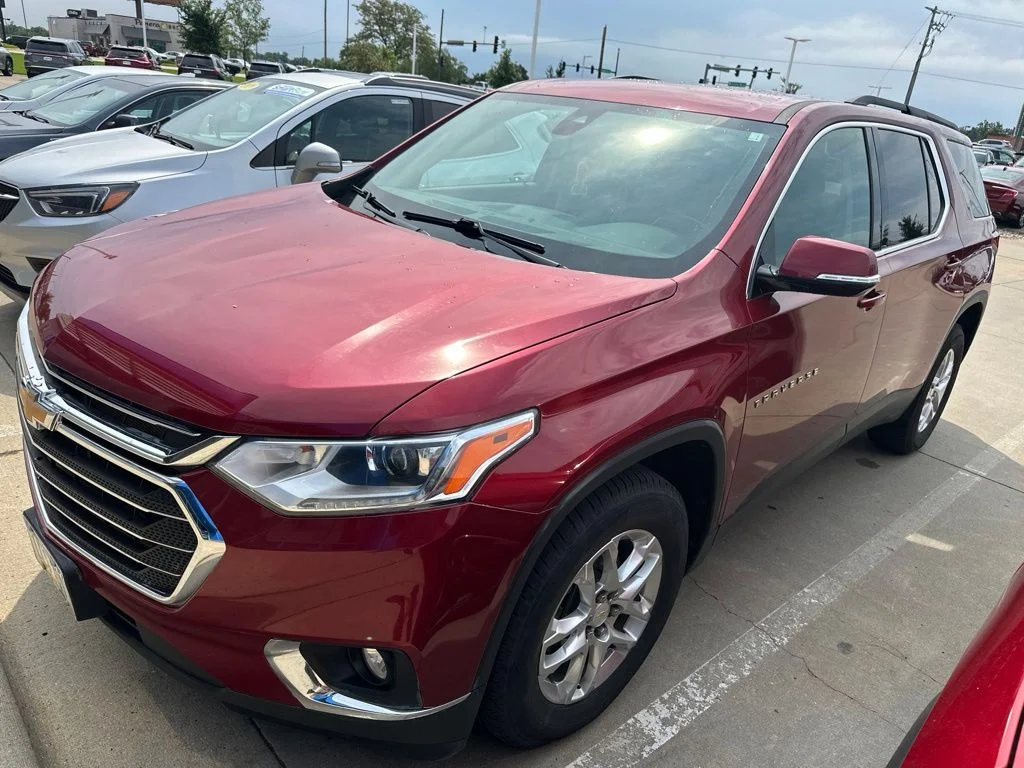 Used 2020 Red Chevrolet 3LT image 4