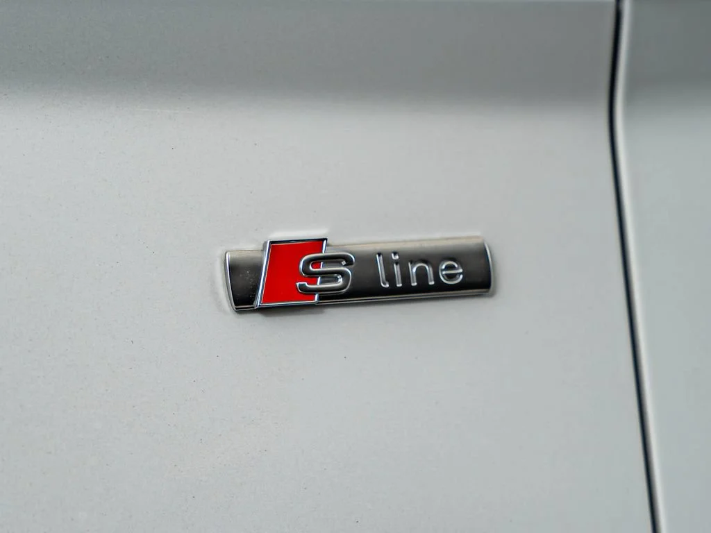 Used 2022 Glacier White Metallic Audi 45 S line Premium image 10