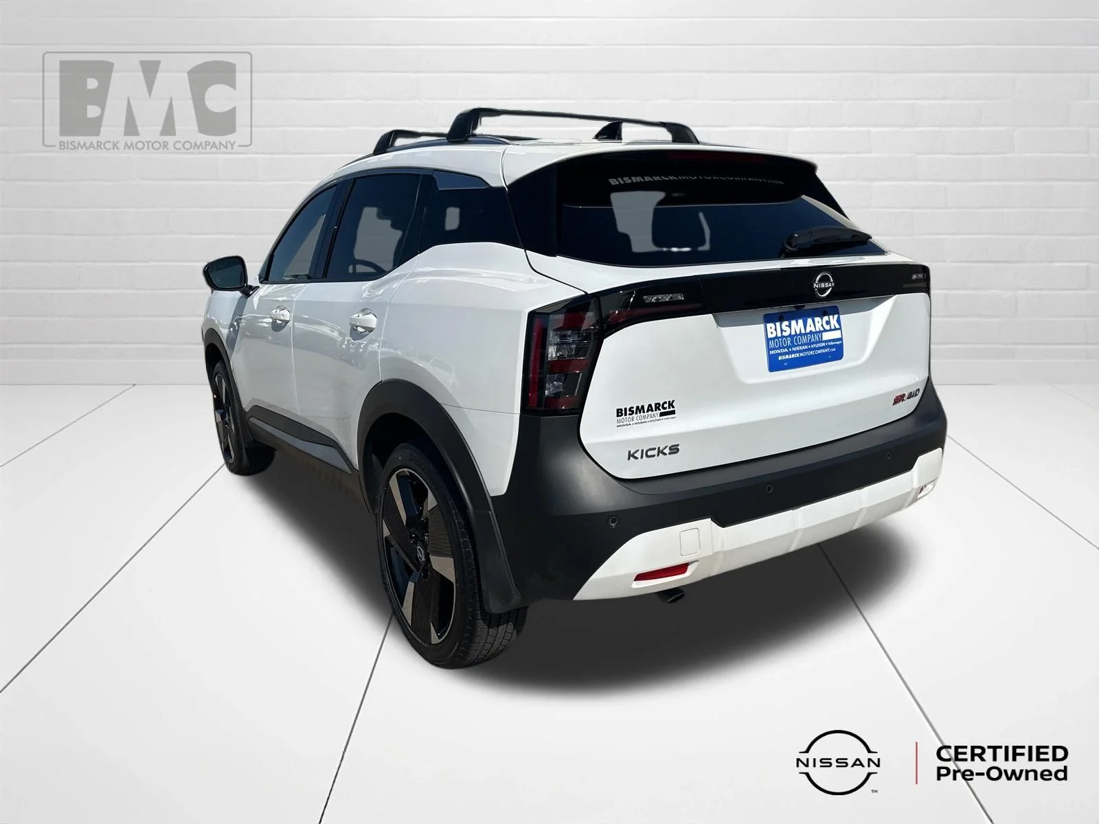 Used 2026 White Nissan SR image 4