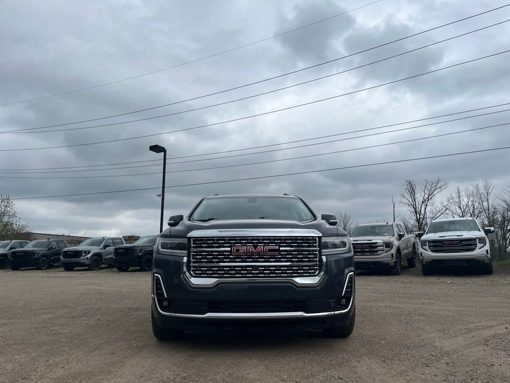 Used 2022 Hunter Green GMC Denali image 4