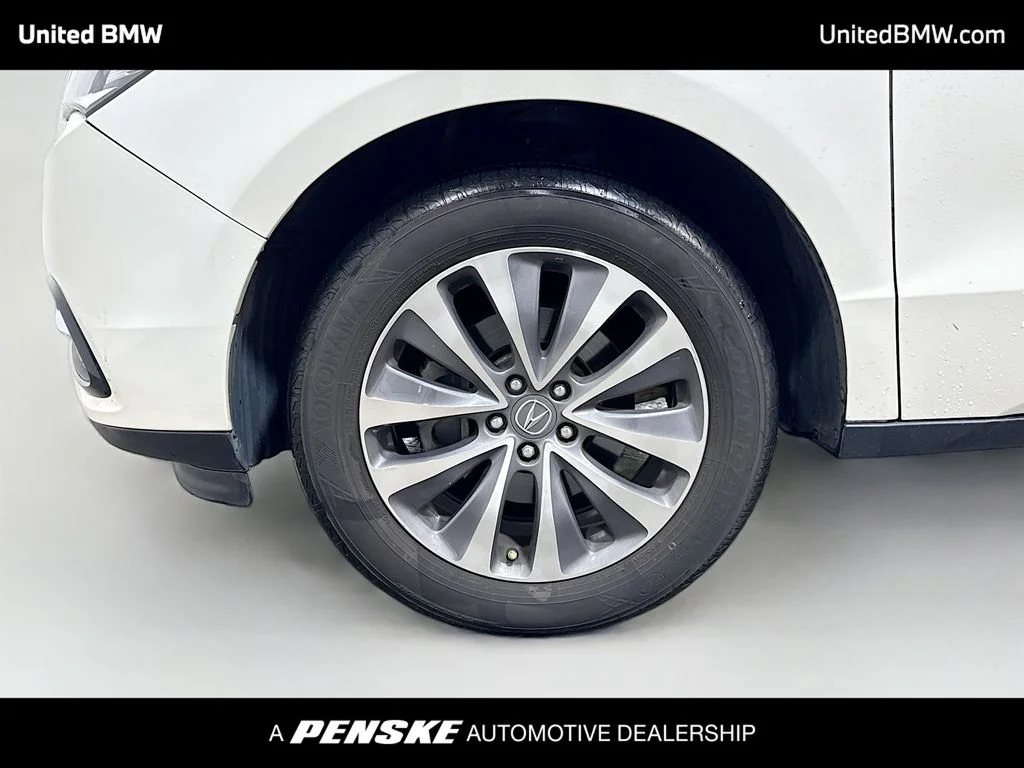 Used 2015  Acura 3.5L Technology Package image 2