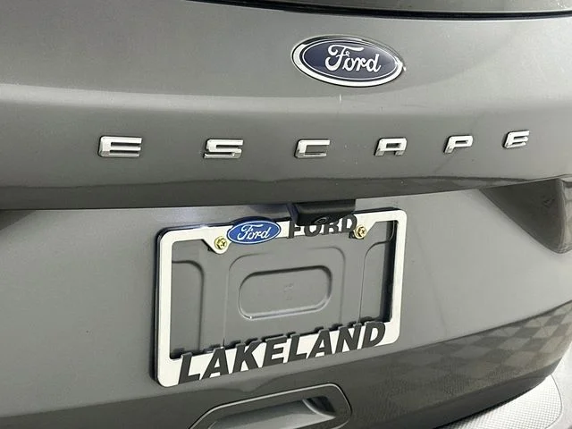 Used 2022 Gray Ford SE image 26