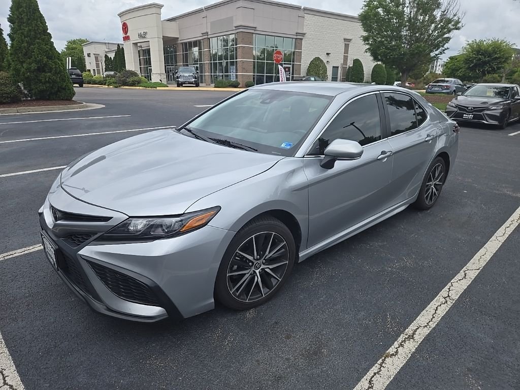 Used 2024 Silver Toyota SE image 6