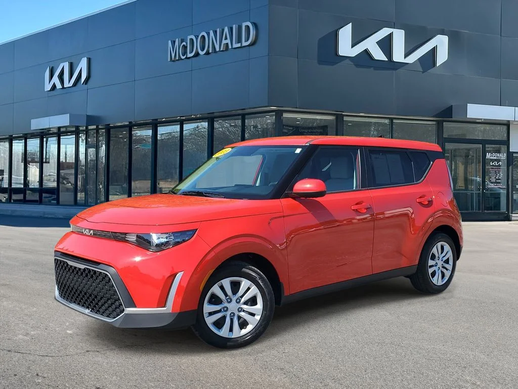 2023 Kia Soul 2.0L LX IVT's photo
