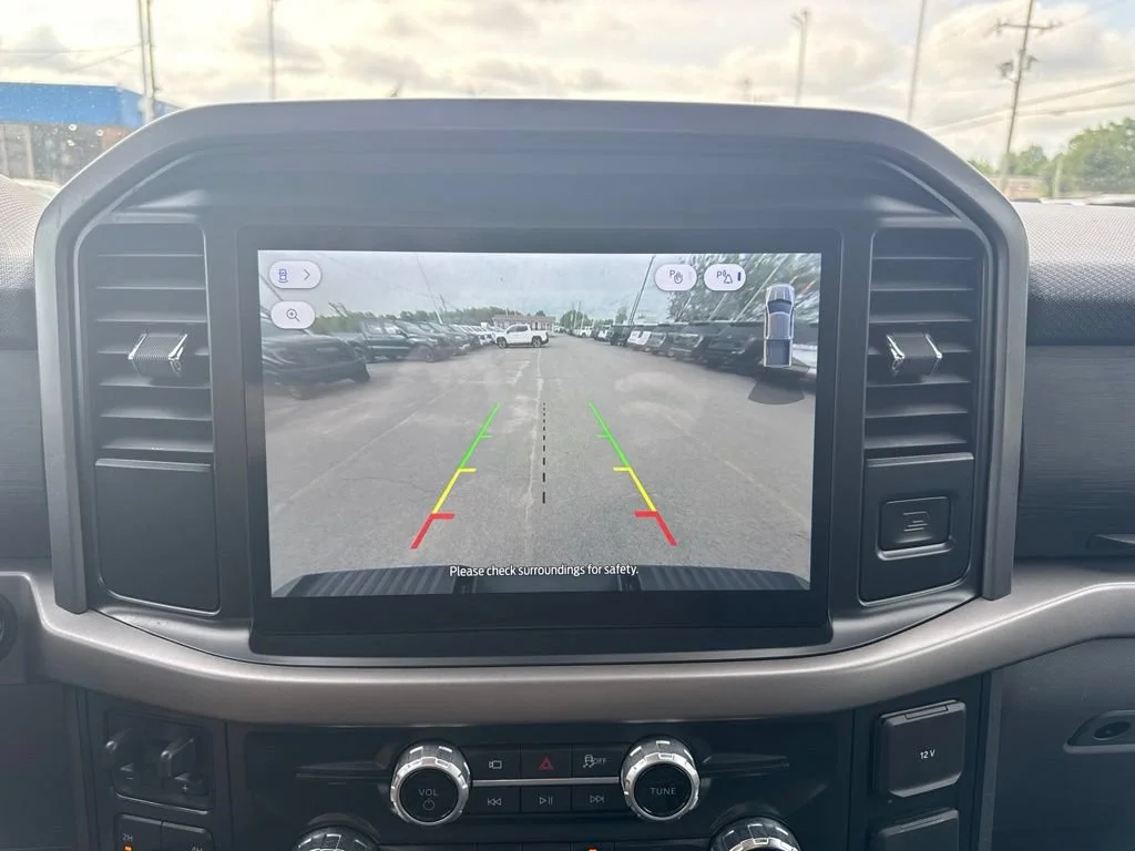 Used 2025 White Ford XLT image 18