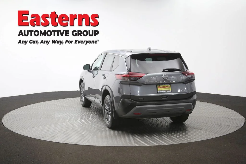 Used 2023 Gray Nissan S image 65