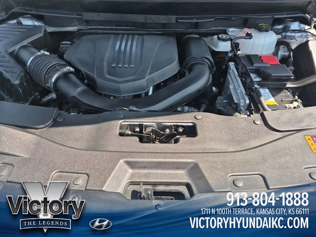 Used 2025 Gray Chevrolet LT image 21