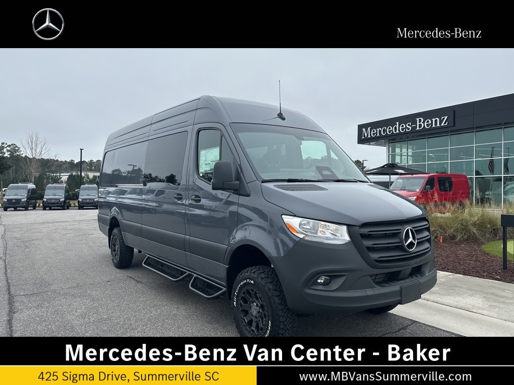 2026 Mercedes-Benz Sprinter Crew Van