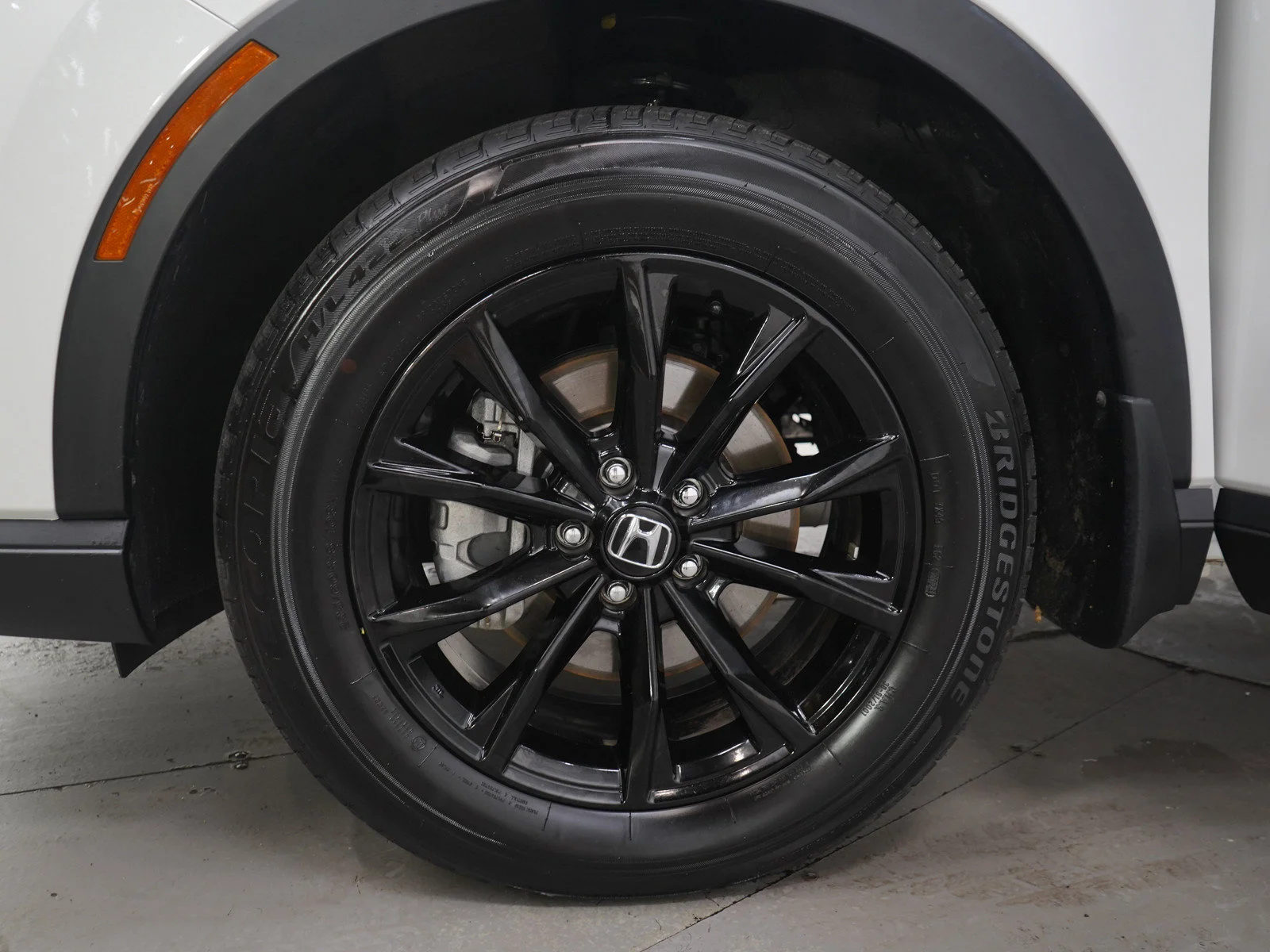Used 2025 White Honda Sport-L image 30