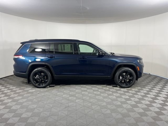 New 2026 Fathom Blue Pearl-Coat Exterior Paint Jeep Limited image 4