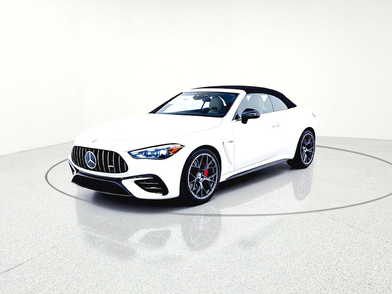 Certified Used 2026 MANUFAKTUR Moonlight White Metallic Mercedes-Benz AMG® CLE 53 4MATIC+ Cabriolet image 26