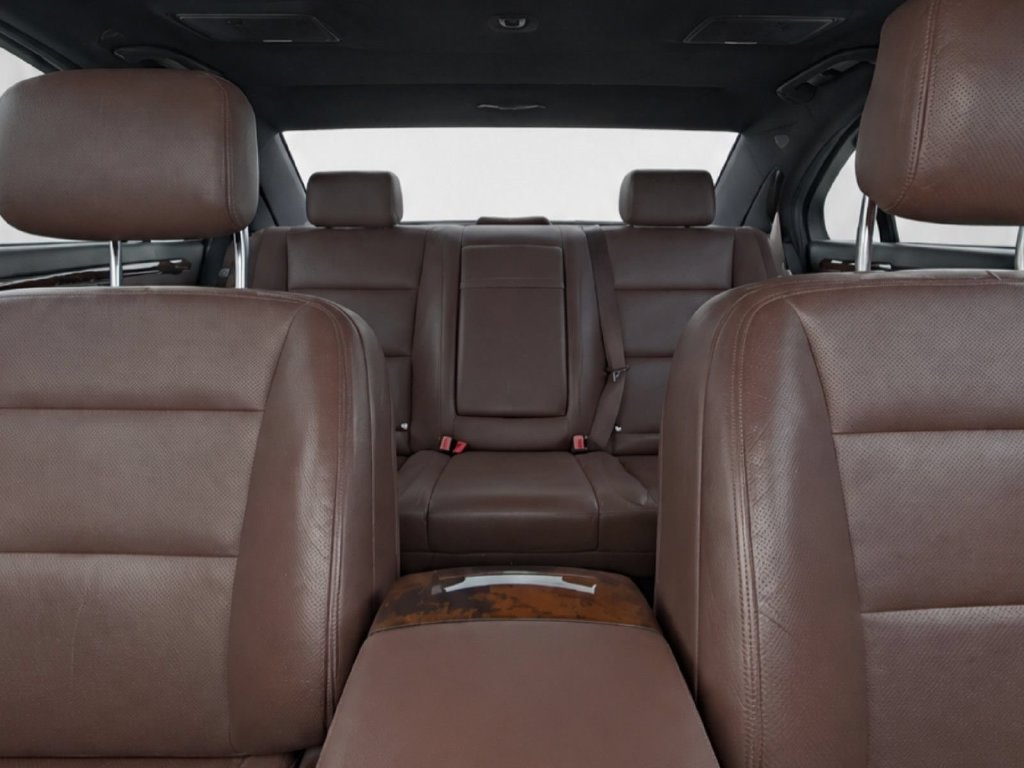 Used 2011 Brown Mercedes-Benz S 550 image 30