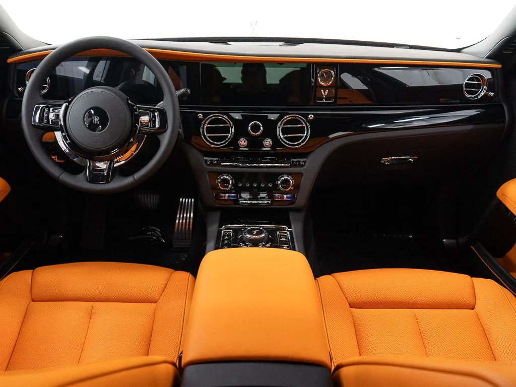 New 2027 Black Diamond Rolls-Royce  image 33
