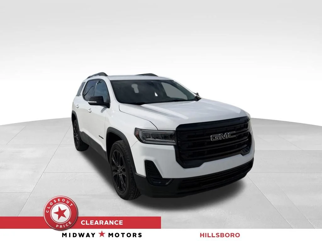 Used 2023 White GMC SLE image 1
