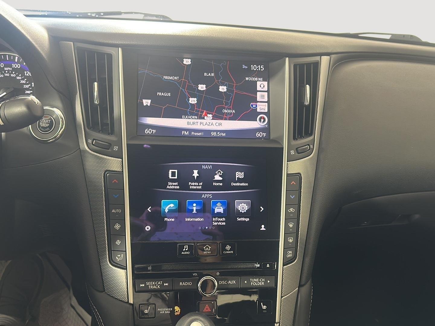 Used 2017 Liquid Platinum INFINITI 2.0t Premium image 12