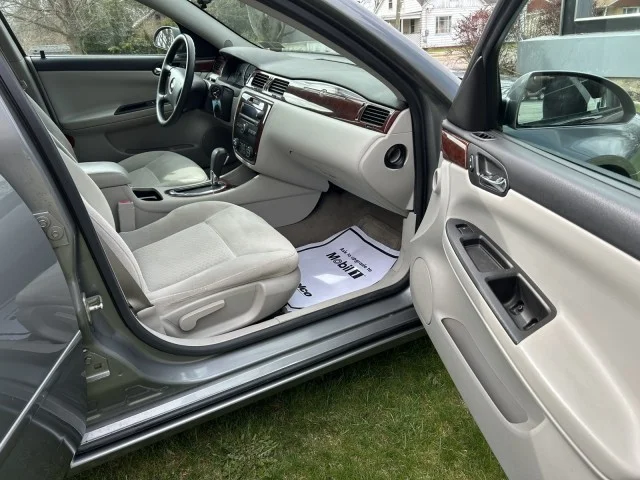 2007 Chevrolet Impala LT - Photo 11