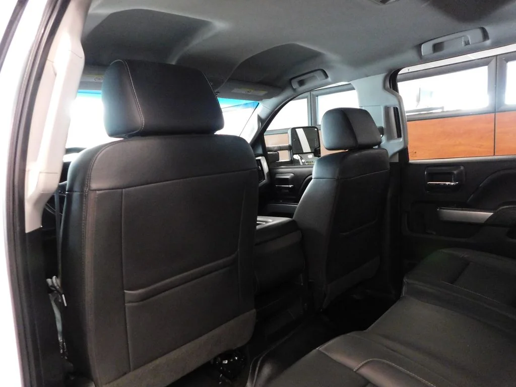 Used 2017 Summit White Chevrolet LTZ image 28