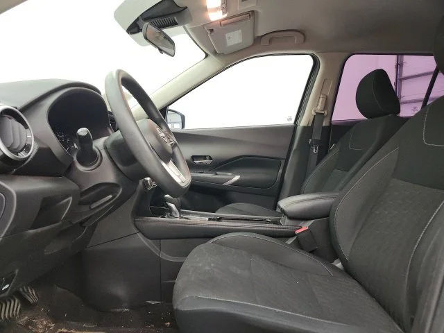 Used 2024 Gray Nissan SV image 14