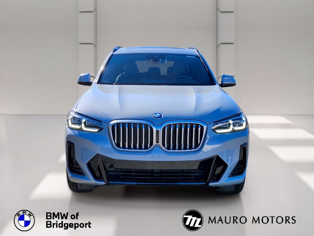 Used 2023 Gray BMW xDrive30i image 8